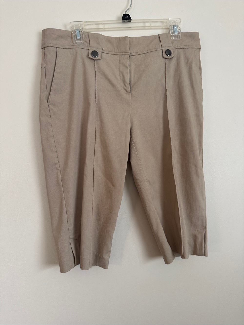Style & Co. Tan Capri Pants with Button Tabs Size 10